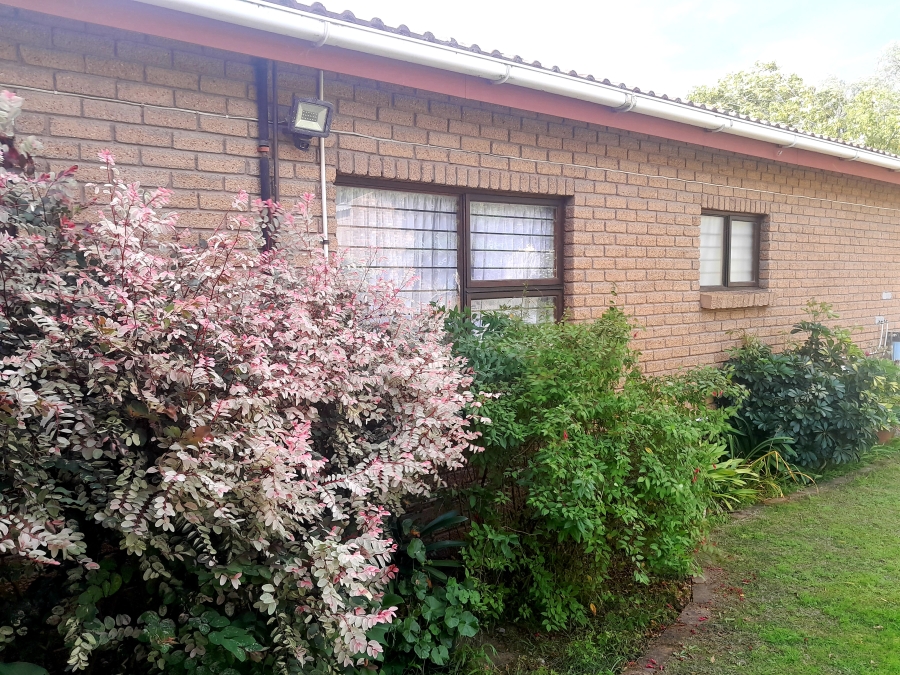 3 Bedroom Property for Sale in Albertinia Western Cape